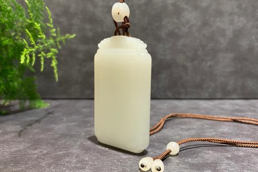 【御珠宫坊·传藏系列】羊脂玉子料牌 商品图4