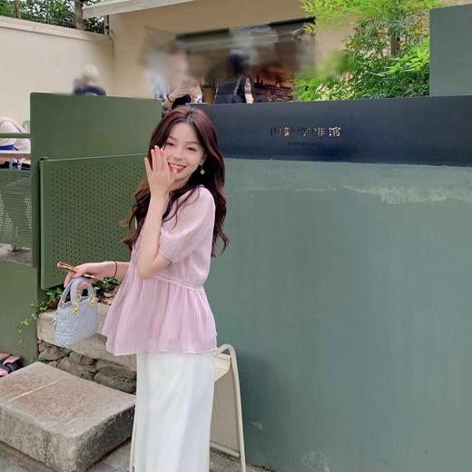 ［金蘑菇菇 独立甜心］~~v领设计纹理感宽松娃娃短袖上衣 商品图1