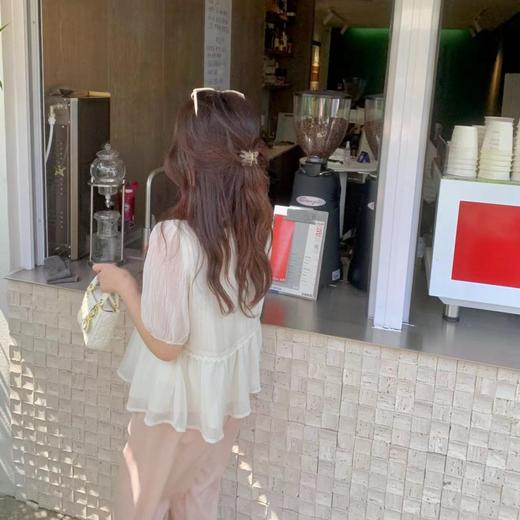 ［金蘑菇菇 独立甜心］~~v领设计纹理感宽松娃娃短袖上衣 商品图3