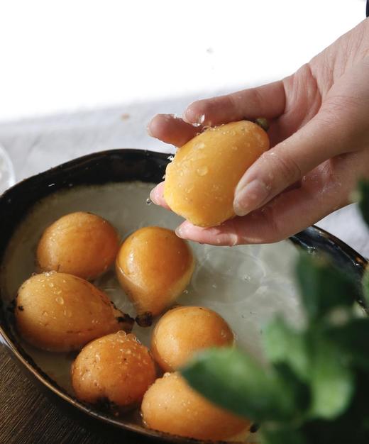 攀枝花米易二十年老树野枇杷，地标产品，高山山顶野蛮生长 九甜一酸核小多汁 浓郁枇杷味 自然生长5斤装 商品图5