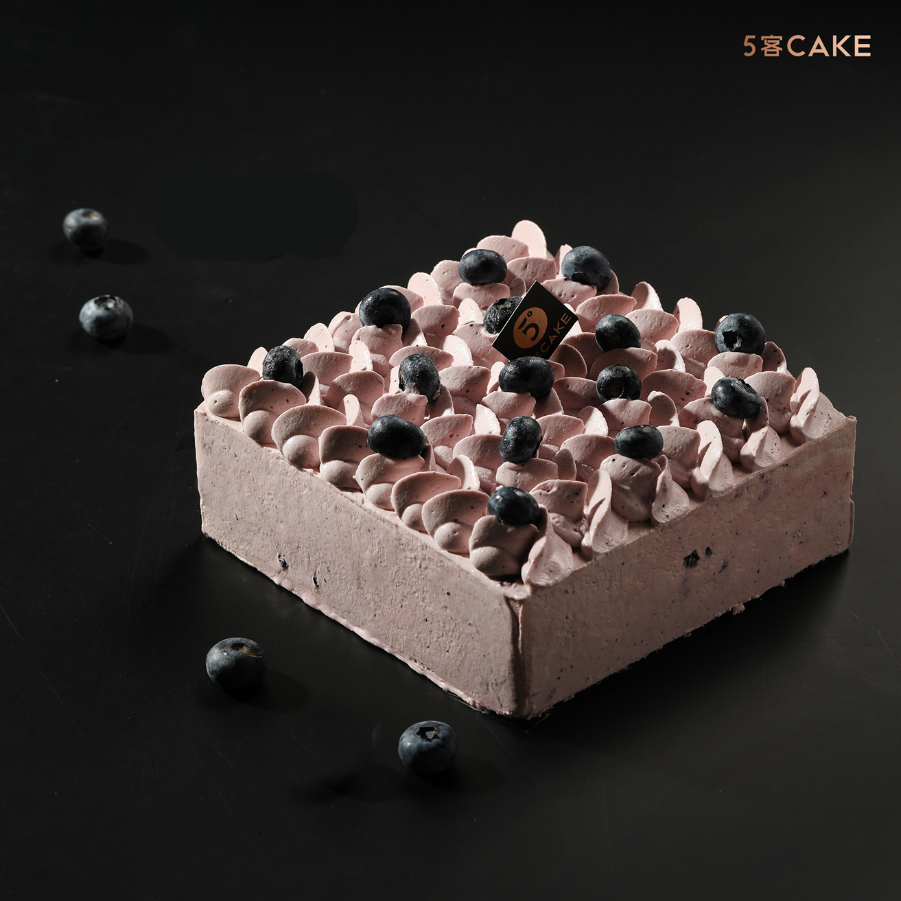 【法式蓝莓轻乳蛋糕】