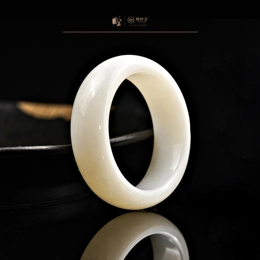 新疆国玉盟世玉和田玉糖羊脂玉手镯60.1圈口【带证书·顺丰物流】 商品图1