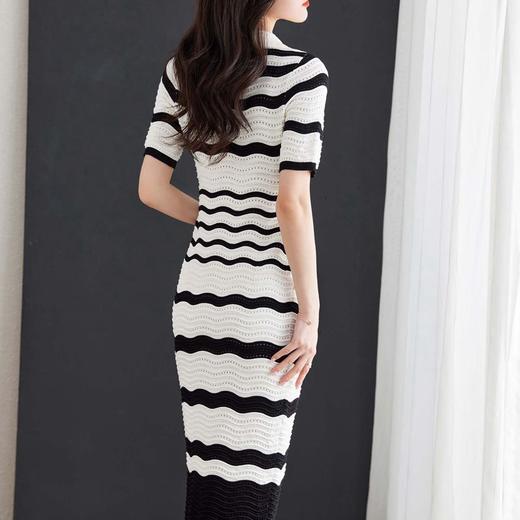 显瘦短袖Polo领，收腰包臀中长裙黑白条纹针织连衣裙CC-16-6677 商品图2