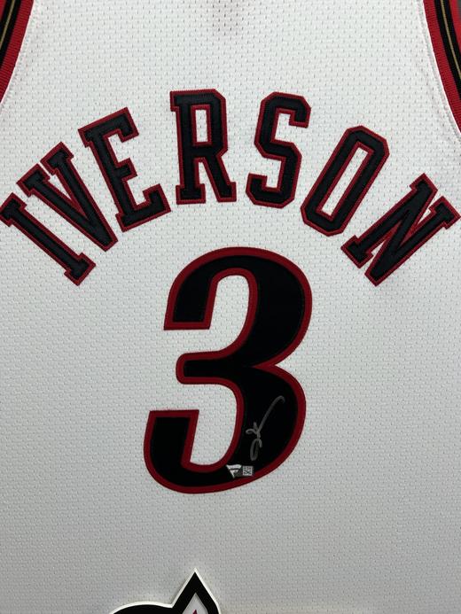 收藏系列 艾弗森 76人队3号白色 亲笔签名球衣 商品图2