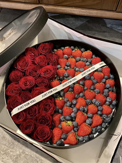 玫瑰草莓系大圆【花果盒】 商品图0