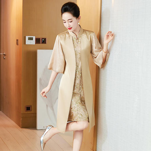 LC-2318春夏妈妈礼服高贵喜优雅婆婆婚宴礼服时尚假两件连衣裙 商品图1