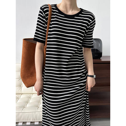 基础款丨超柔棉质 短袖针织条纹连衣裙 商品图1