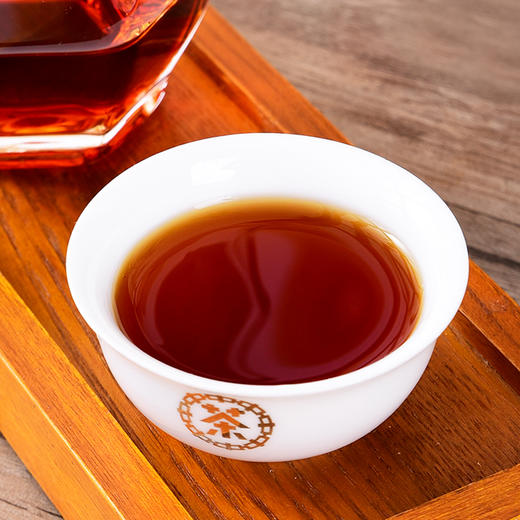 中茶 2018年九五班章十年臻品普洱茶熟茶 勐海工厂起航纪念 357g/饼 单饼 商品图3