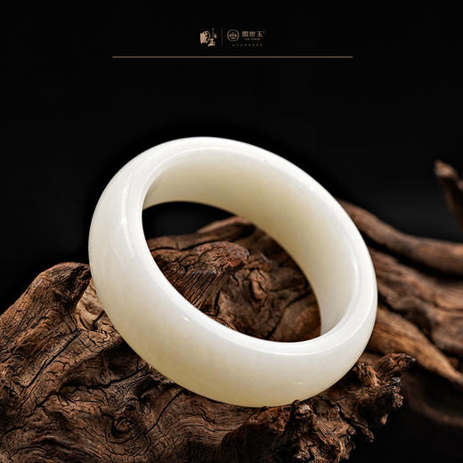 新疆国玉盟世玉和田玉糖羊脂玉手镯60.1圈口【带证书·顺丰物流】 商品图4