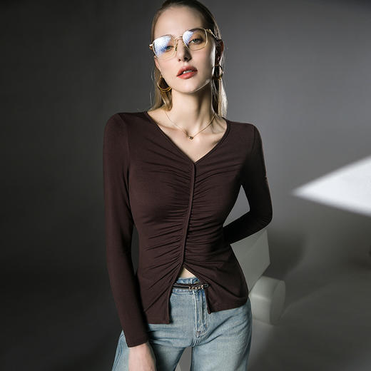 V领内搭打底衫，褶皱洋气欧货小衫长袖FN23TX205 商品图1
