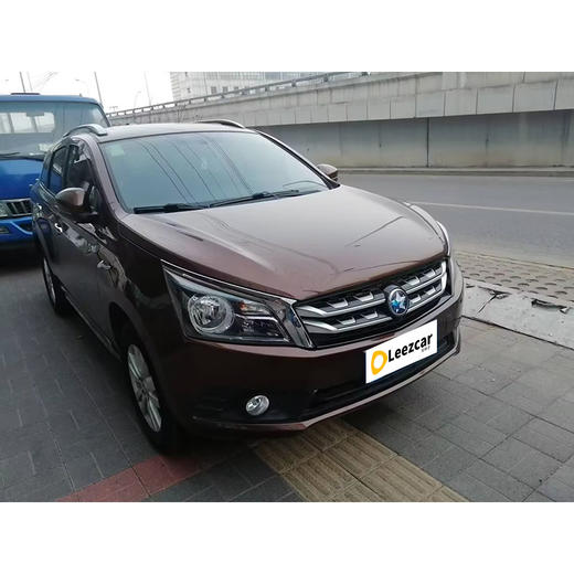 启辰	T70 2.0L CVT睿趣版【长租-北京】 商品图1