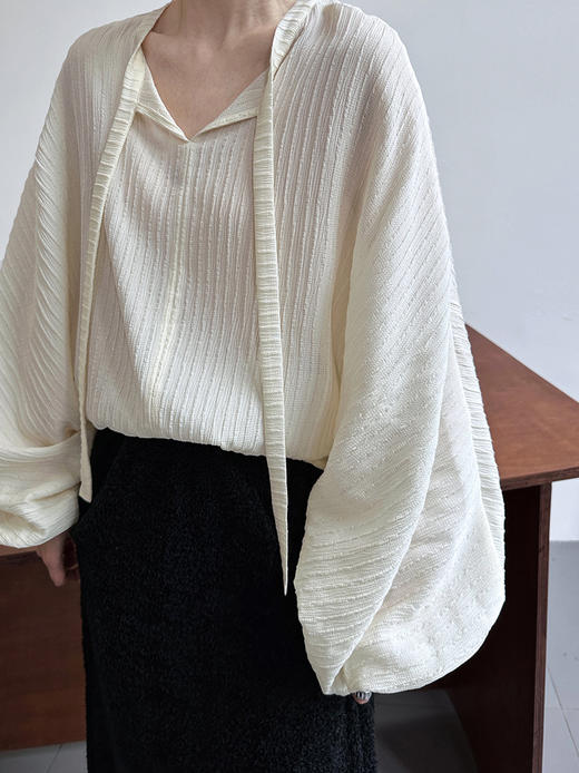 设计款丨灯笼袖 飘带衬衫 设计感 雪纺上衣 商品图3