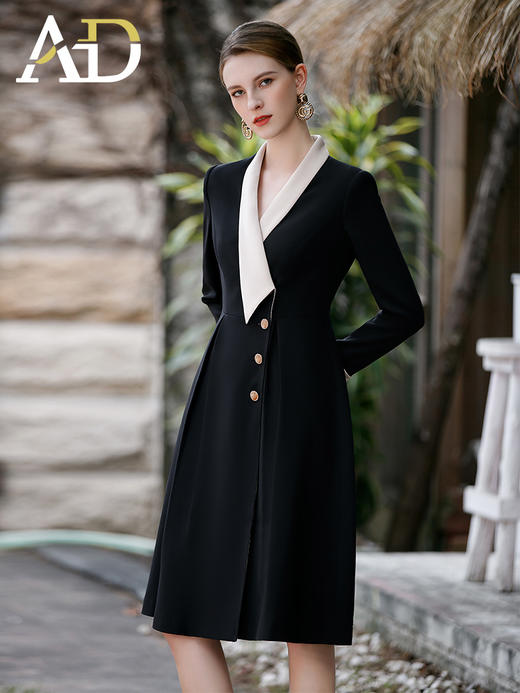 高级感缎面领西装连衣裙女气质职业裙子收腰大摆接拼黑色西服裙 商品图1
