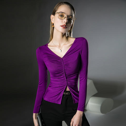 V领内搭打底衫，褶皱洋气欧货小衫长袖FN23TX205 商品图0