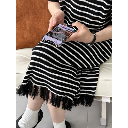 基础款丨超柔棉质 短袖针织条纹连衣裙 商品图4