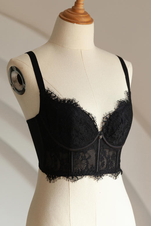 蕾丝塑性内衣 商品图4