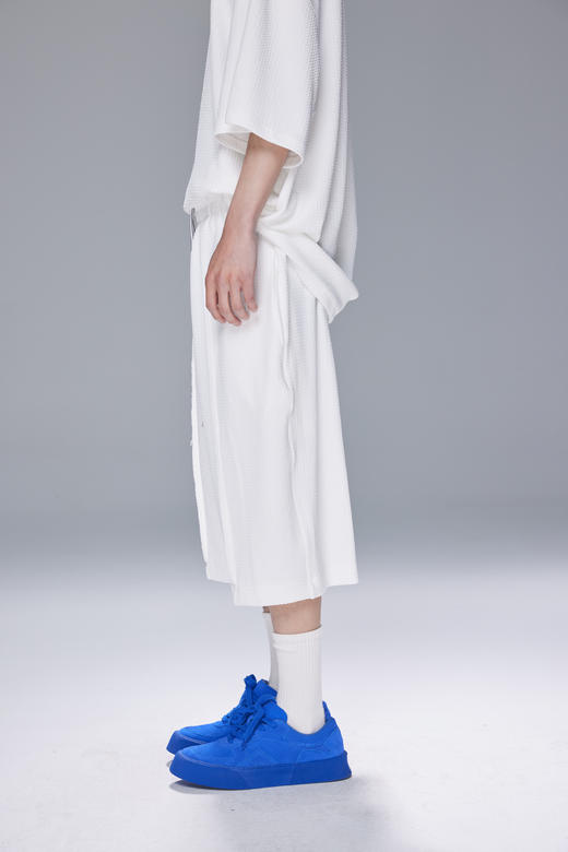 S312433117极简纯色短裤 商品图1