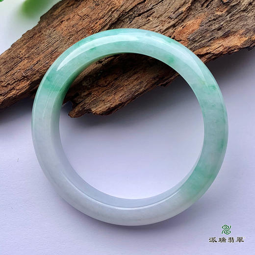 派瑞翡翠 翡翠手镯 糯种 飘花 商品图1