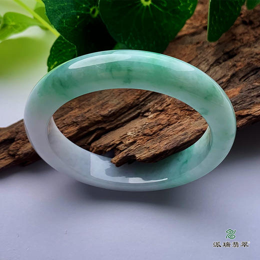 派瑞翡翠 翡翠手镯 糯种 飘花 商品图0