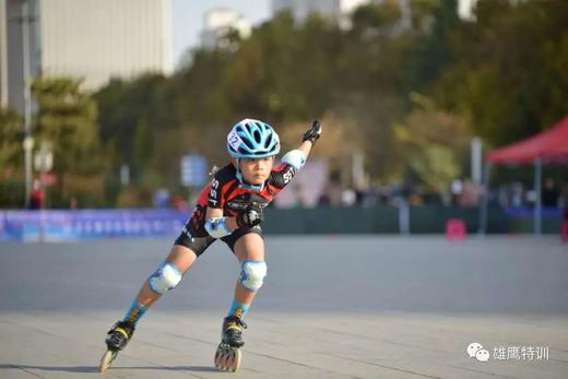 速度轮滑——不一样的速度与激情 雄鹰户外俱乐部速度轮滑班开始招生！ 商品图0