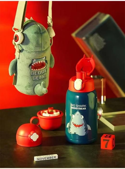 杯具熊四叶草儿童保温壶毛绒保温杯 商品图6