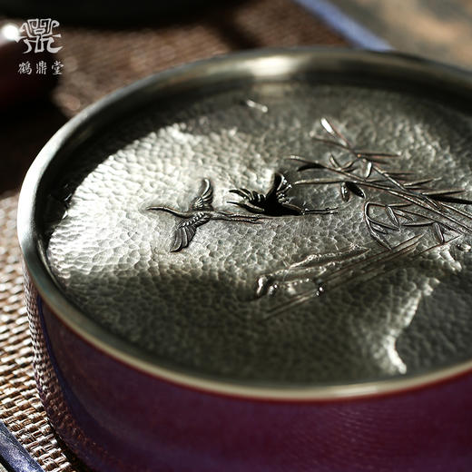 鹤鼎堂 闻天系列钧瓷鸿瑞壶承錾刻仙鹤银托（缺货） 商品图3