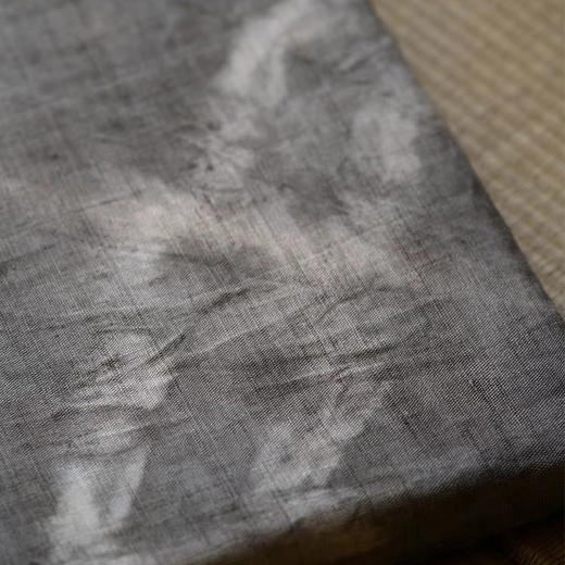 买二赠一 ：茶什·夏布坐垫/抱枕套  一物两用 植物扎染 透气耐用 自然而亲和 （景德镇发货） 商品图1