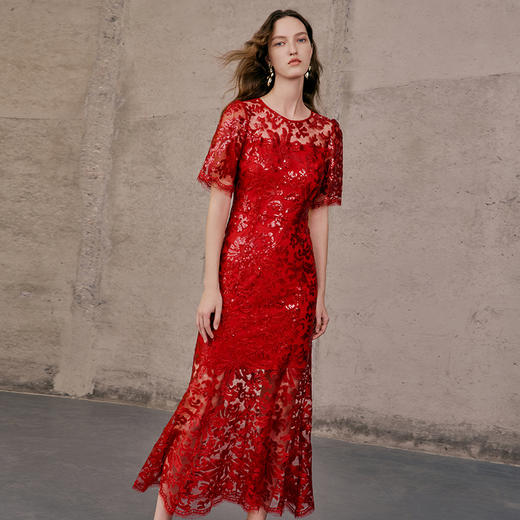 EITIE爱特爱夏季新款精致镂空蕾丝收腰中长款礼服连衣裙7477104 商品图3