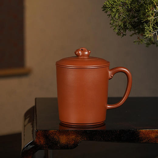 龙德堂陶艺 汤宣武制 《紫砂盖杯·仁和》原矿底槽清 380cc 库存请咨询客服 商品图0