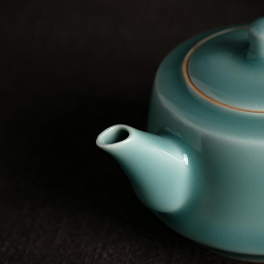 尚唐丨弟窑尚粉茶具 青润茶壶 龙泉青瓷 单壶 190ml 15.5*8cm 商品图2