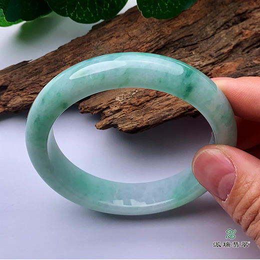 派瑞翡翠 翡翠手镯 糯种 飘花 商品图4