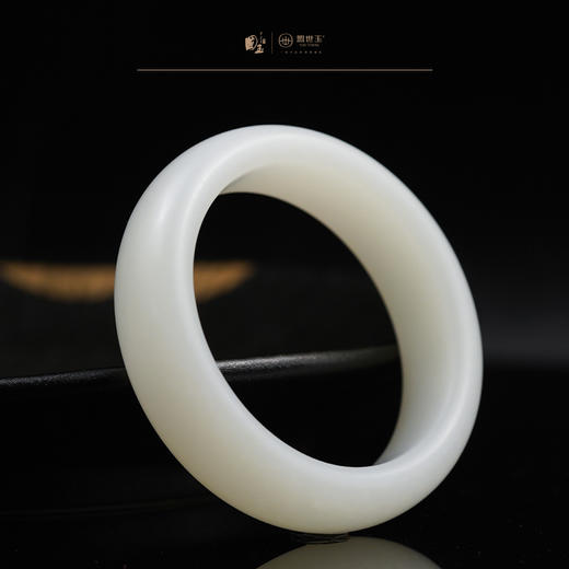 新疆国玉盟世玉和田玉糖羊脂玉手镯57圈口【带证书·顺丰物流】 商品图4