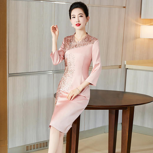 春秋新款，喜婆婆婚宴装年轻气质高贵妈妈婚礼宴会连衣裙礼服LC-2328 商品图3