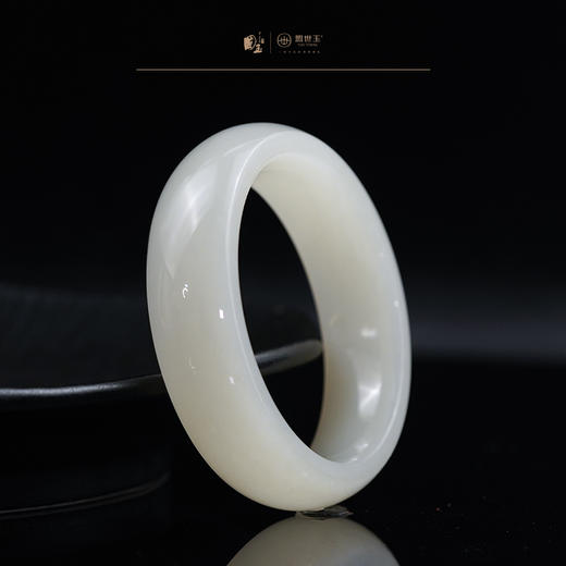 新疆国玉盟世玉和田玉糖羊脂玉手镯59圈口【带证书·顺丰物流】 商品图4