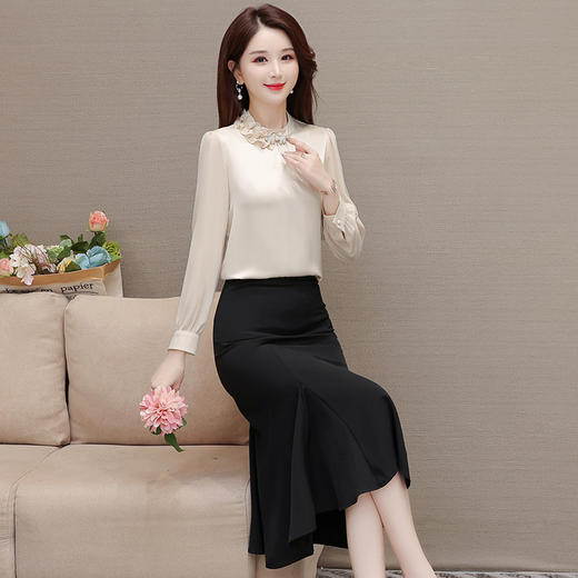 短款木耳边圆领通勤修身时尚简约气质雪纺衫QYM- 商品图2