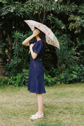 轻便小巧又结实，太适合春天了，拍照好上镜！