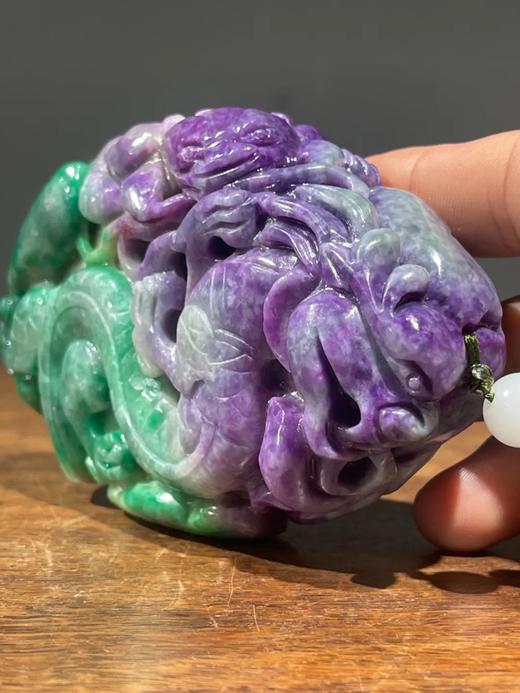 双色翡翠雕龙纹寿桃把玩件，顺丰包邮 商品图13