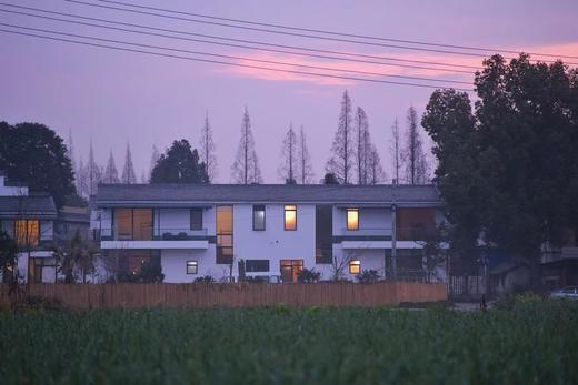 【崇州-370号民宿】2房/3房/4房/6房茶室民宿，有油菜花、草坪、稻田、麦田景观xxl 商品图9