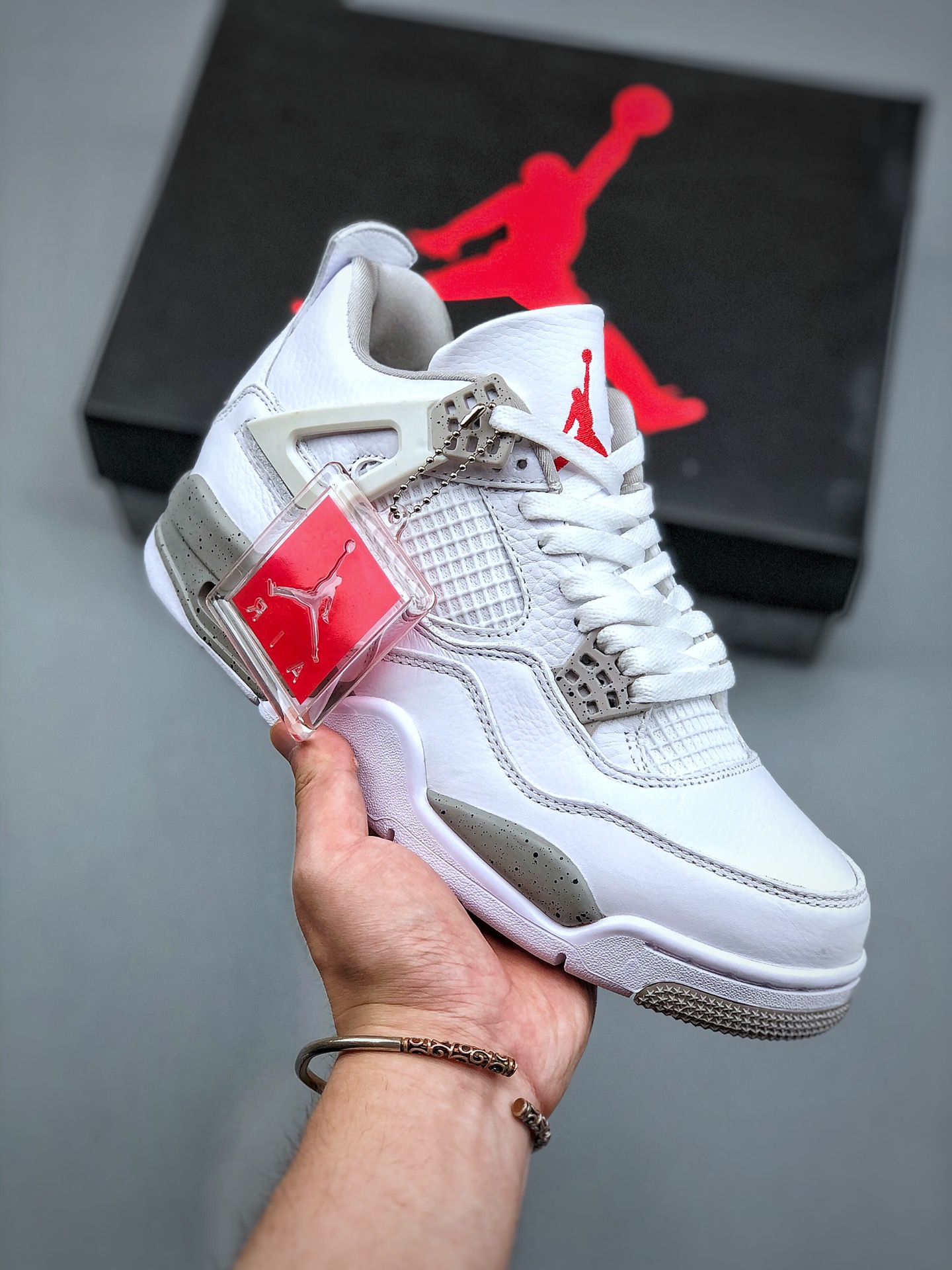 乔丹AJ4男女篮球鞋