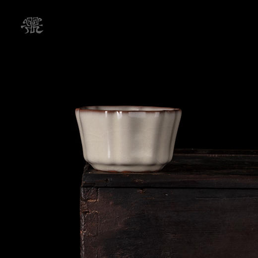 问鼎哥窑 致巧款 簪花杯 商品图0