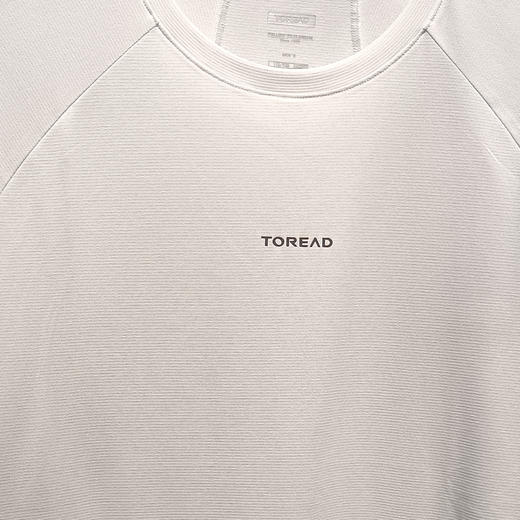 探路者男式跑步训练短袖T恤TAJJAL81417 商品图2