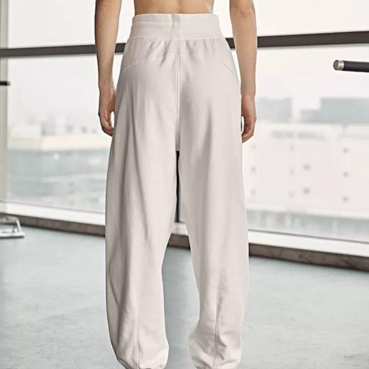 跃牌【明丽逸动 】运动裤女宽松显瘦跑步训练卫裤束脚高腰瑜伽长裤AL-8026 商品图2