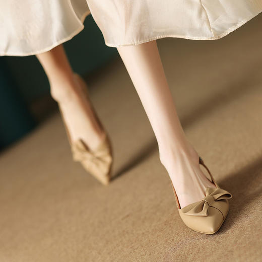 优雅百搭，尖头蝴蝶结后空凉鞋KC-YM-902 商品图5