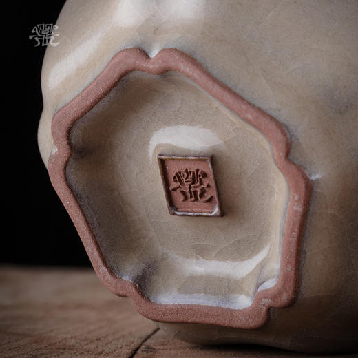 问鼎哥窑 致巧款 寿方杯 商品图4