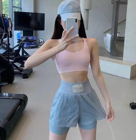 跃牌【明丽逸动】系列 高腰收腹假两件运动短裤女夏瑜伽训练跑步防走光速干透气健身热裤AL7977 商品图3