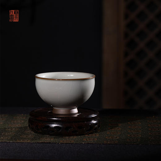 问鼎绪文汝窑 烟月杯 商品图2