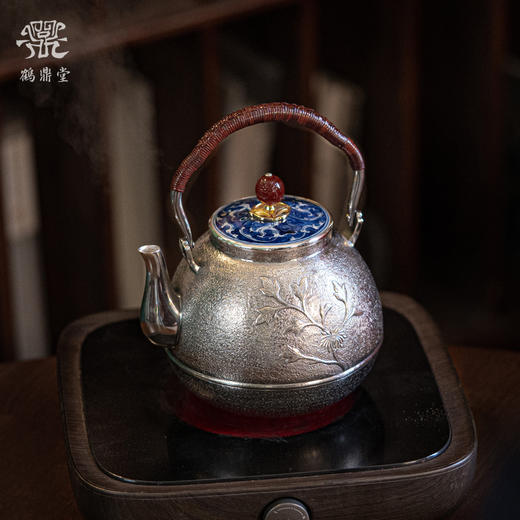 鹤鼎堂 闻天系列德音汤沸錾刻富贵牡丹青花瓷盖纯银（缺货） 商品图0