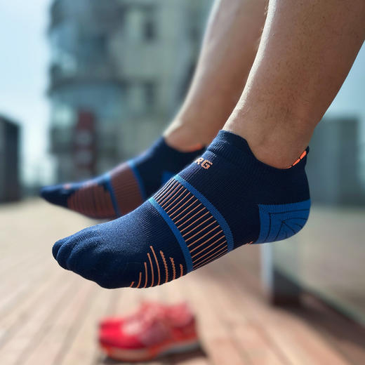 URG 2.0 专业跑步袜子 全新推出紫色款和高帮款 跑马拉松比赛越野跑步耐力跑训练慢跑健身徒步运动袜  可定制 商品图9