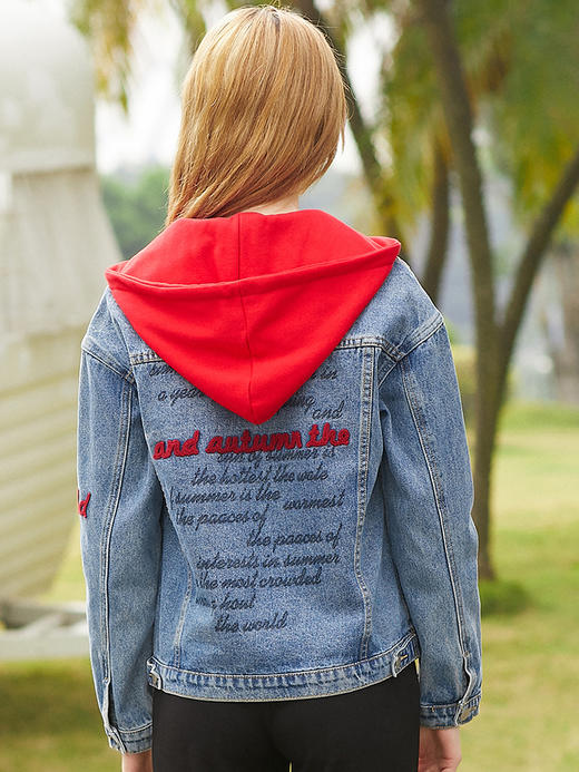 欧芮儿秋装2019款女装牛仔外套刺绣字母连帽街头风蓝色印花短外套 商品图1