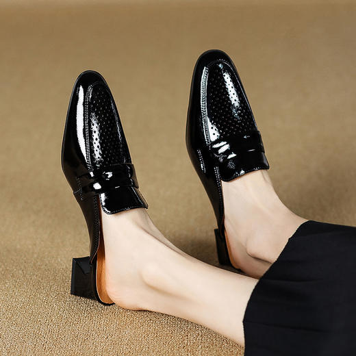 优雅百搭，里外全皮夏季镂空包头拖鞋KMQ-1059-1 商品图8